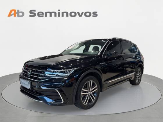 VOLKSWAGEN TIGUAN 2.0 300 TSI GASOLINA ALLSPACE R-LINE AUTOMÁTICO VOLKSWAGEN TIGUAN 2.0 300 TSI GASOLINA ALLSPACE R-LINE AUTOMÁTICO